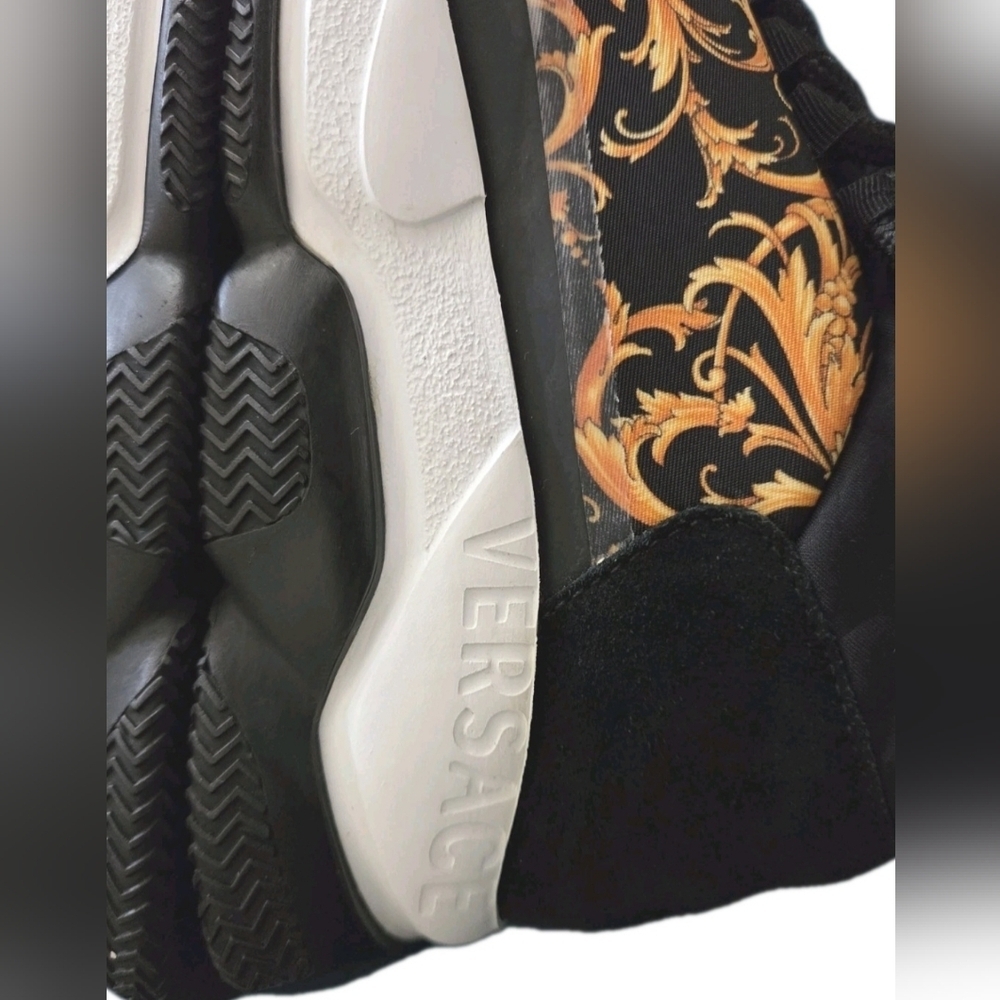 Versace Chain Reaction Baroque Black / Gold Trainers Wmns Size EU 36 US Sz 6 - Picture 11 of 16